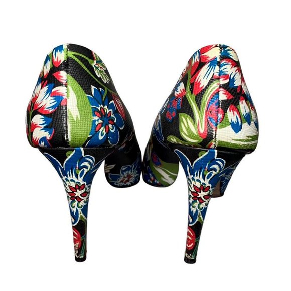 ^SOLD* PRADA Authentic Dark Floral Print Saffiano Leather Pumps - Picture 4 of 7